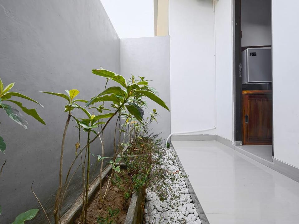 OYO 90576 St Tama Hotel in Kuta Selatan