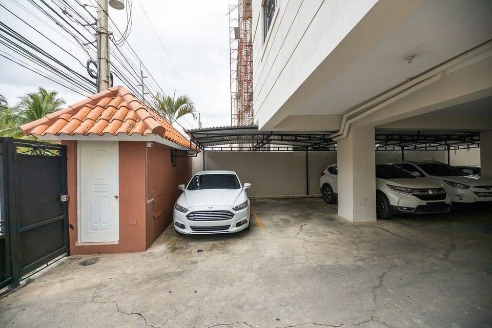 Lovely 3 bedroom condo with free parking Apartment in Santiago de los Caballeros