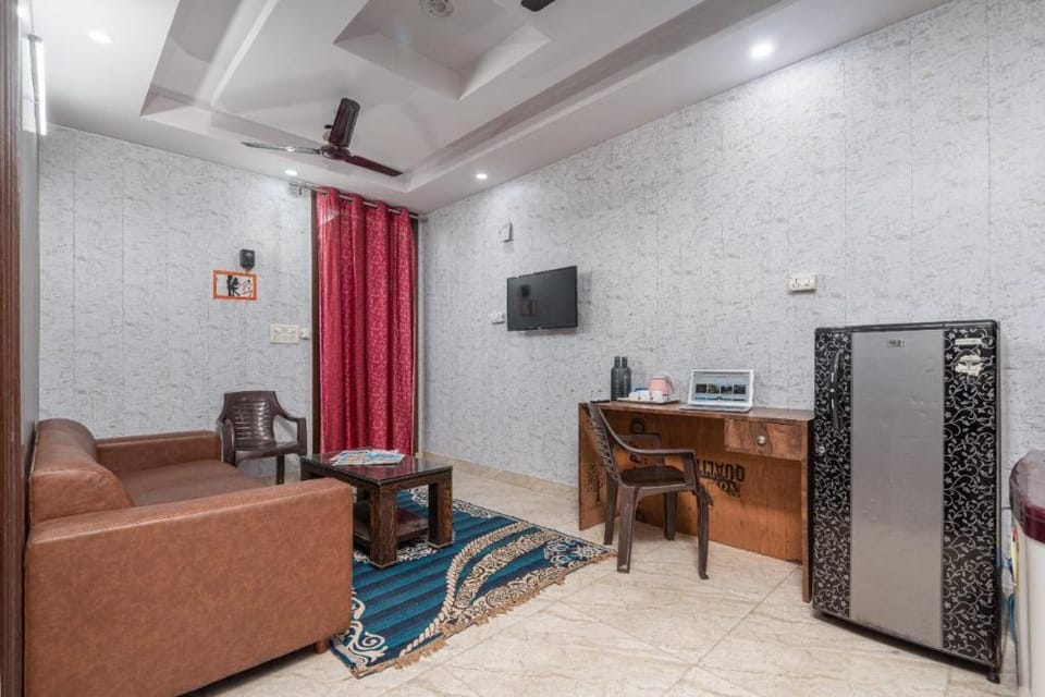 UGF_Cozy Flats Bnb 2 BHK Flat,Near Airport Delhi Apartment in New Delhi