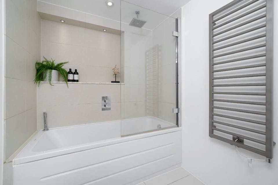 The Maiden Lane Apartment in City of Westminster