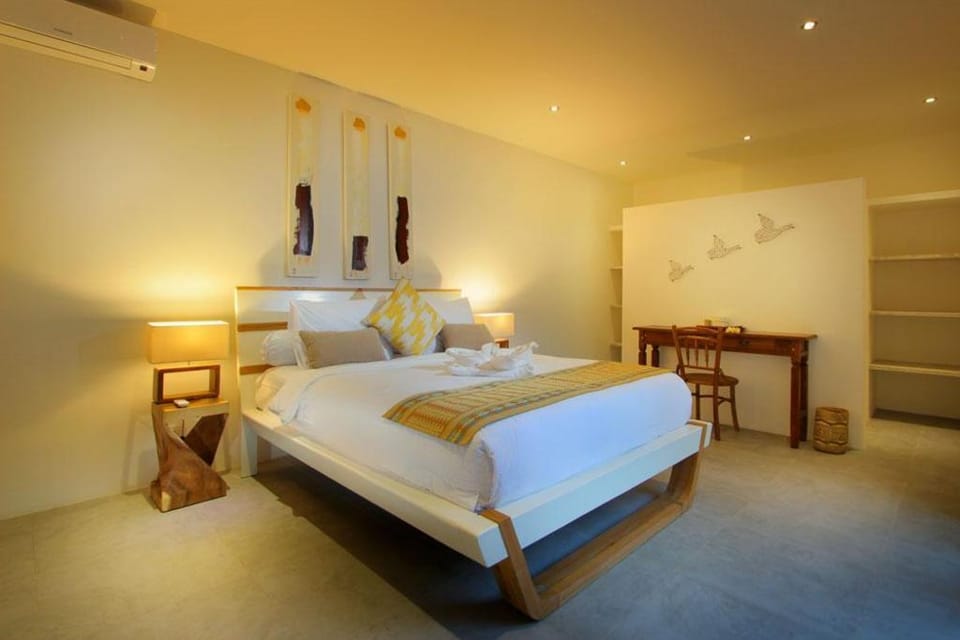 Renovated Villa Aksara Oberoi, 700m to Beach Villa in Kuta