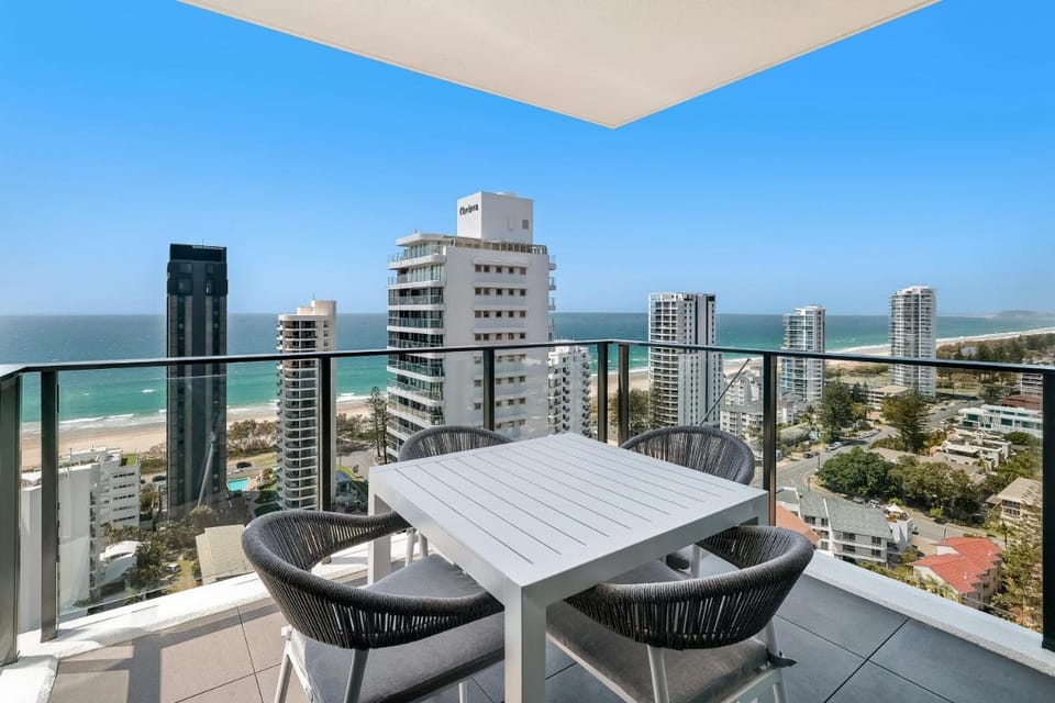 Opus Broadbeach - Official Apartment in Gold Coast