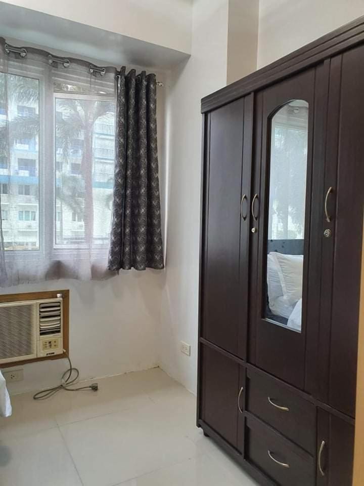 Vangie's Place at SEA RESIDENCES Hotel in Pasay