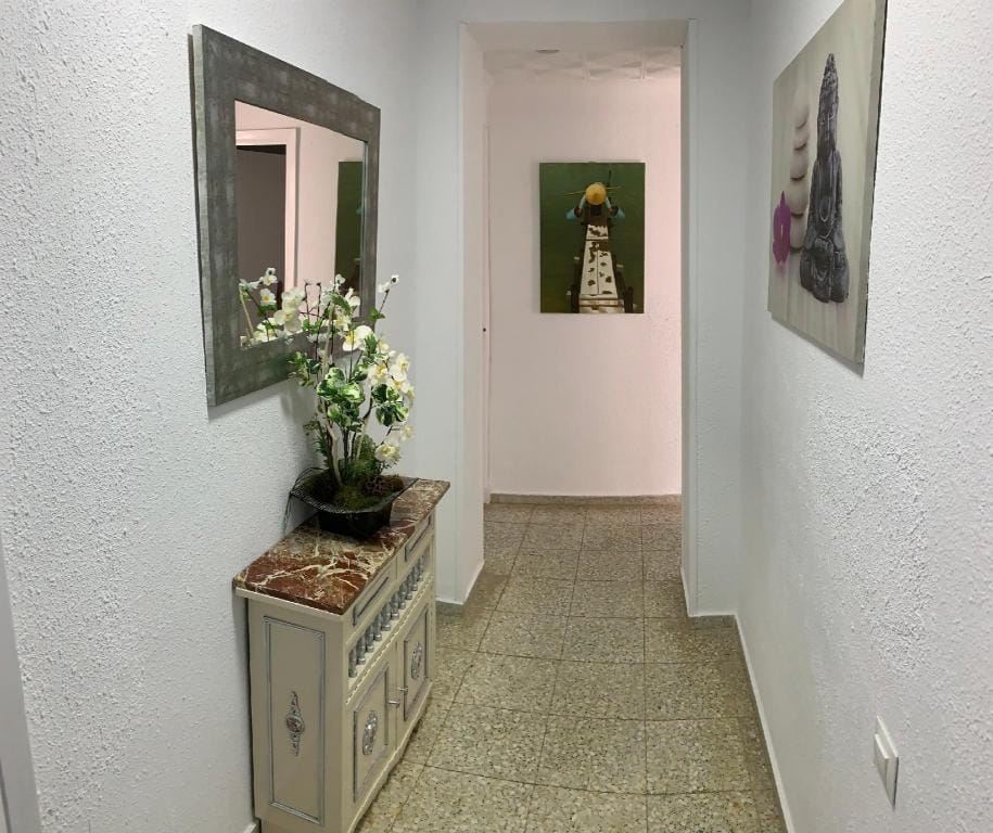 Perfect Space to Relax 3 Bedroom Apartment with Balcony ESP2EV Apartment in Alicante
