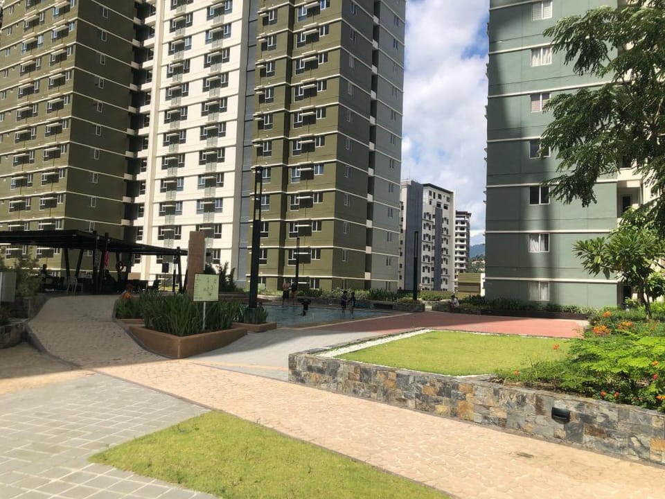 I.T. PARK CEBU TWIN BED DELUXE (Avida Riala Tower) Apartment in Lapu-Lapu City