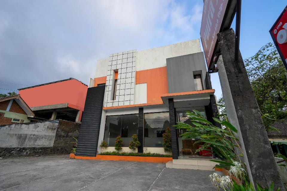 Wisma Putra Jaya Hotel Hotel in Special Region of Yogyakarta