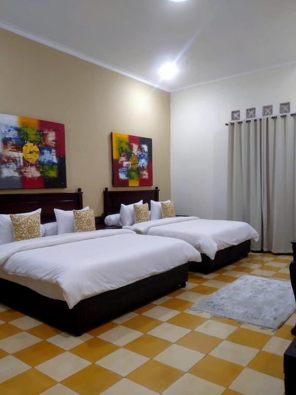 Rumah Poppy Dharsono Guest House Hotel in West Java