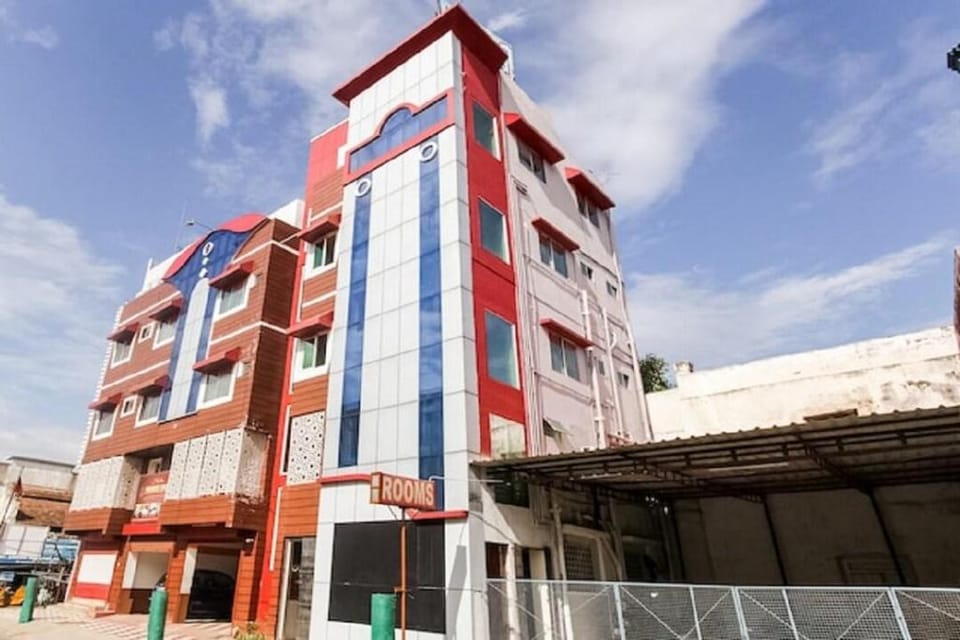 Habiba Noor Inn Hotel in Tamil Nadu