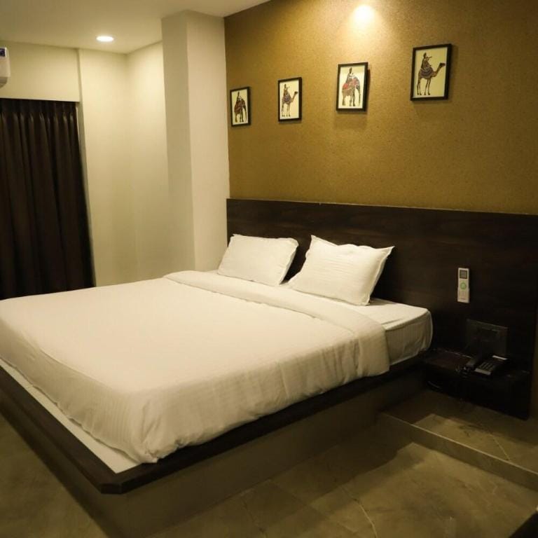HOTEL THE GRAND UNITY Apartment in Gujarat