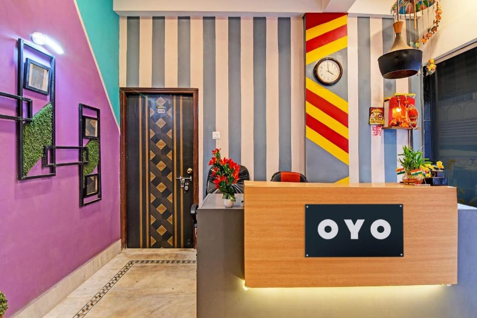 Super OYO 82026 BANGUR INN Hotel in Kolkata