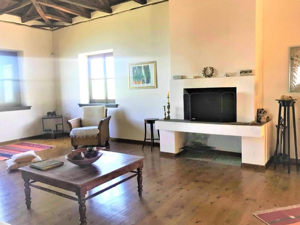 Traditional Luxury House Kedavros Villa in Magnesia Prefecture, Greece