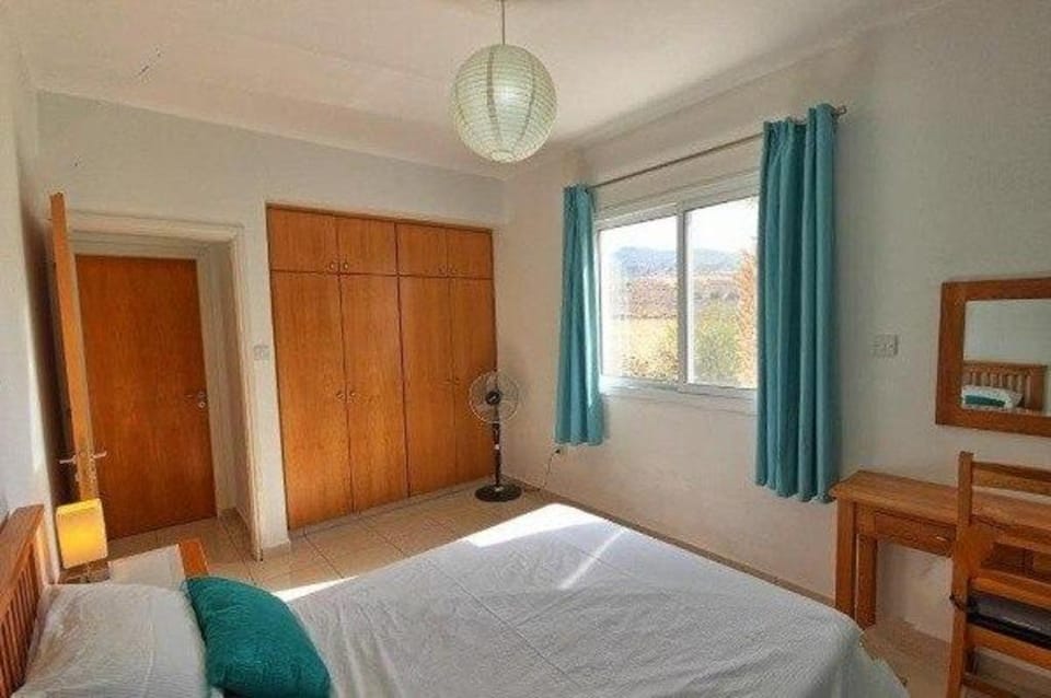 Peyia Resort Apartment with pool, tv cable & wifi Vacation rental in Peyia