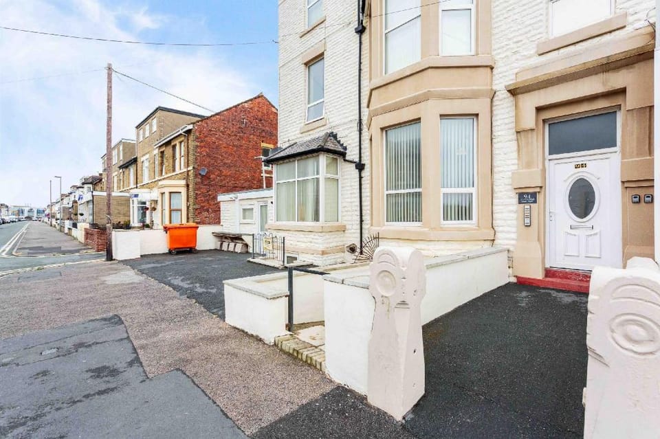 Cherry Property - Mango Suite Apartment in Blackpool