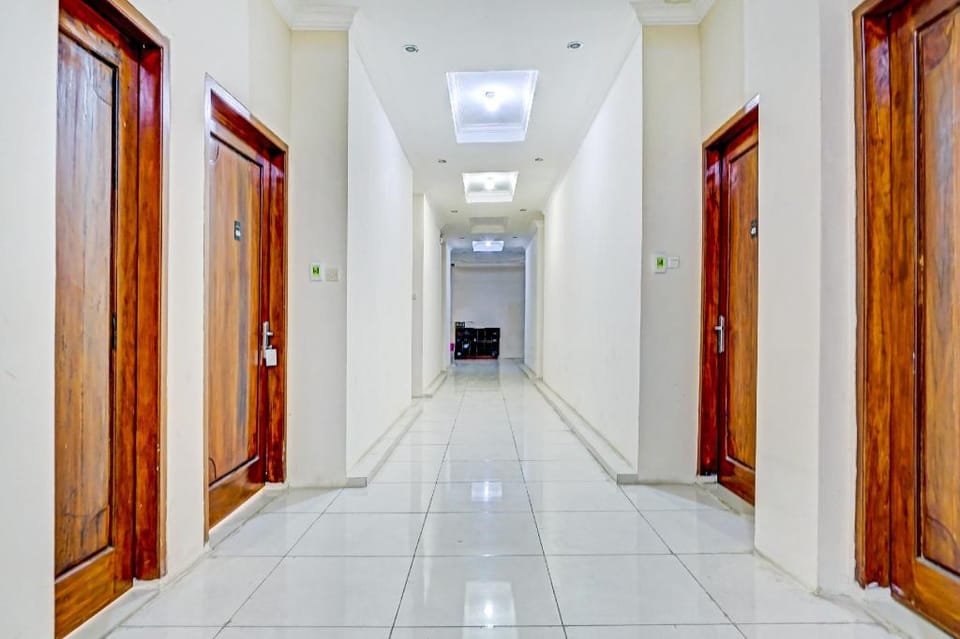 OYO Life 90544 Grand Redisa Hotel in East Java