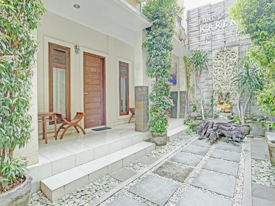 OYO 90505 Pondok Karenda Hotel in Kuta