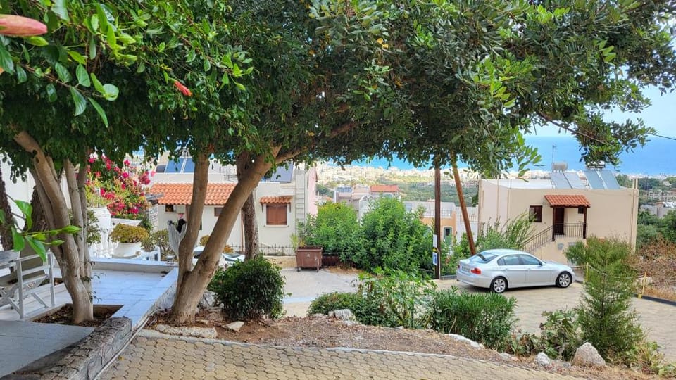 Mesonette Bungalow Sea View Apartment in Piskopiano