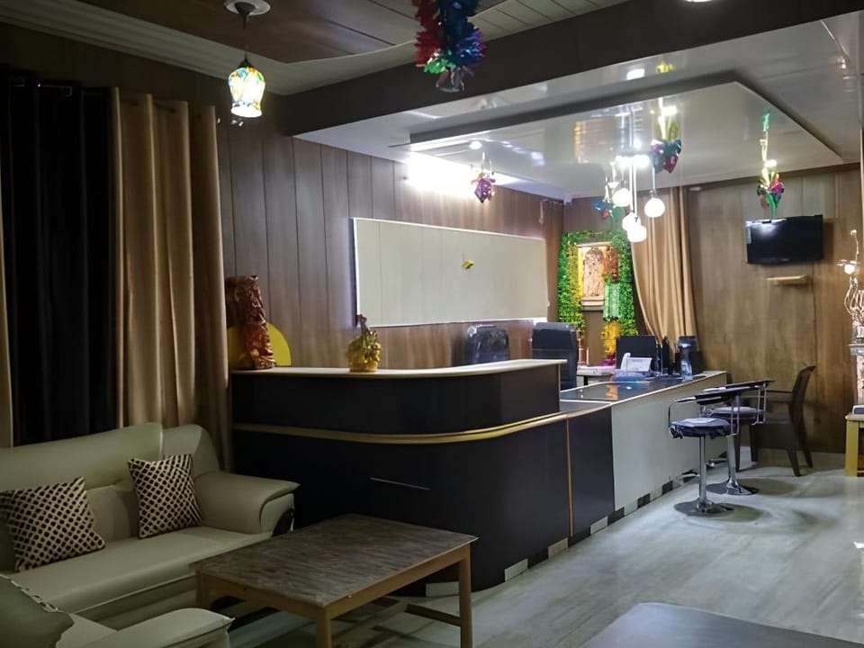 Hotel Montana Crowne Residency, Mukteshwar Hotel in Uttarakhand