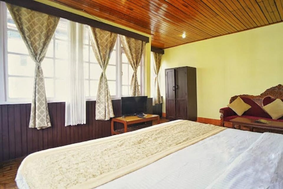 Hotel Bayul Hotel in India
