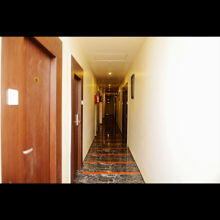 Hotel Elite Continental- Near Mumbai International Airport Andheri East Hotel in Mumbai