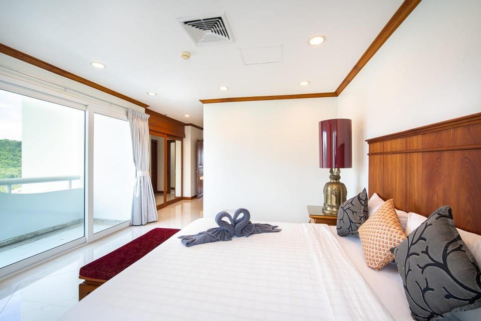 Patong Tower 26th Floor- Sea View 3 Bedrooms Apartment in Patong