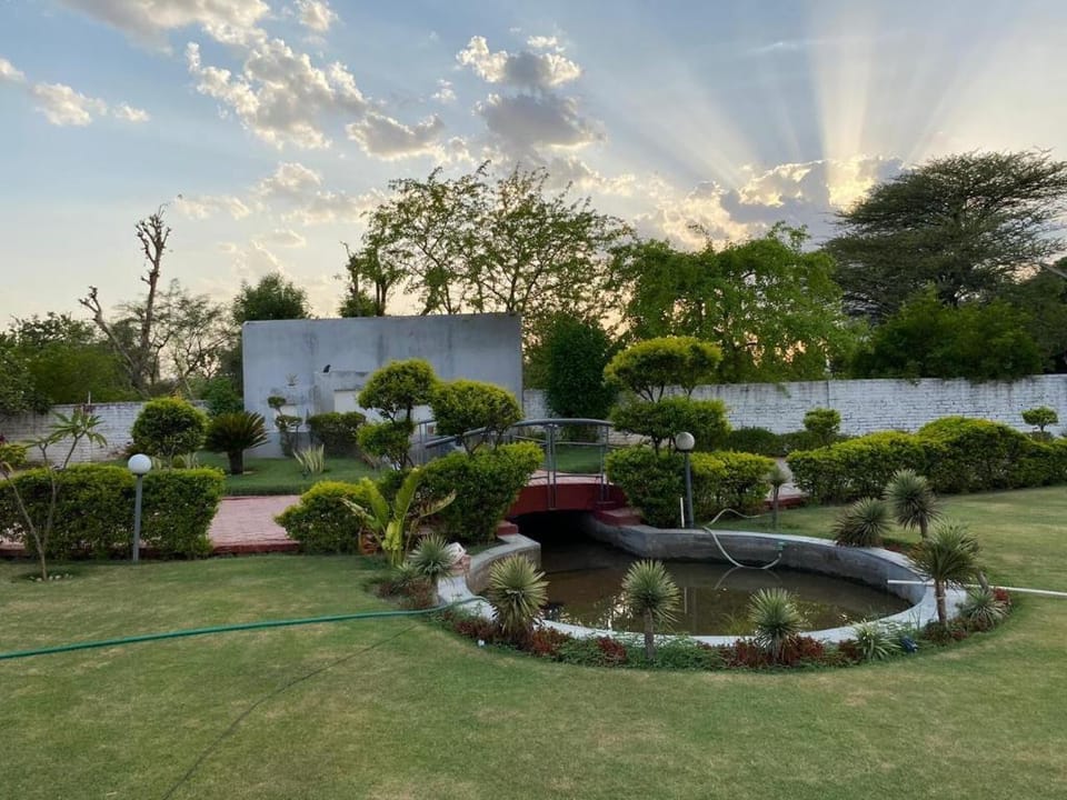 Vienna - Luxury Farm stay with Pool Jaipur Farms Villa in Jaipur