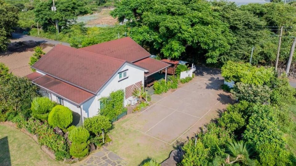 Jeju Casalinda Bed and Breakfast in South Korea