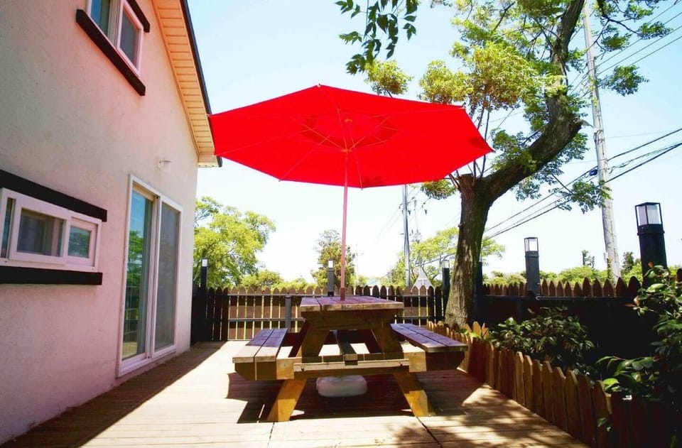 Jeju Casalinda Bed and Breakfast in South Korea