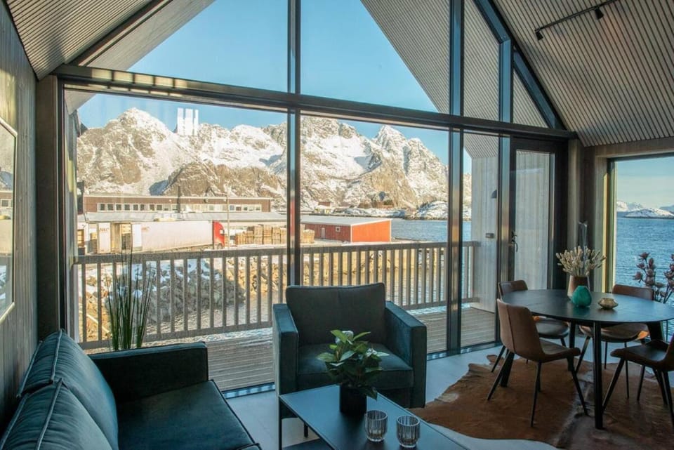 Lofoten Bryggeleiligheter  Country House in Lofoten