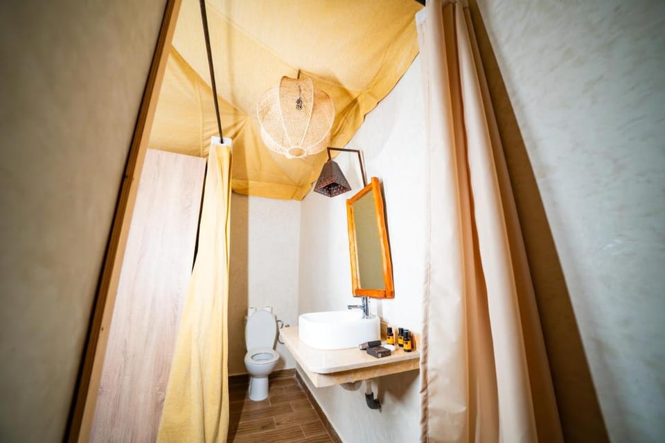 Le Bédouin agafay Lodge in Marrakesh-Safi