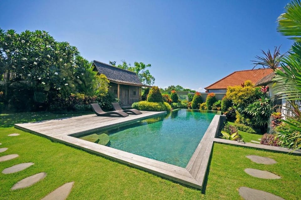 Villa Sebelah by Optimum Bali Villas Villa in North Kuta