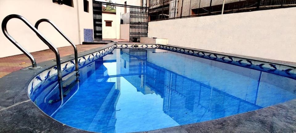 Palace 4BHK villa with private pool Villa in Gujarat