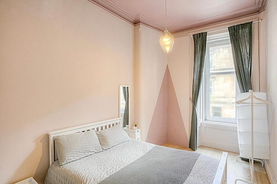 Nook and Nest Apartment in Glasgow