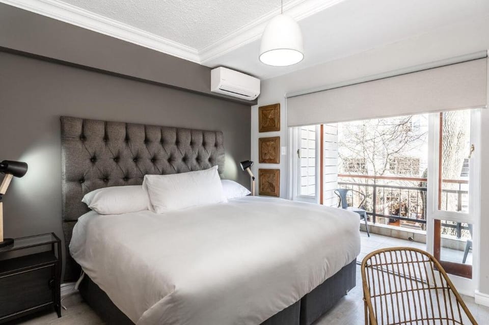 Avemore Jan Cats No 3 with Backup power Apartment in Stellenbosch