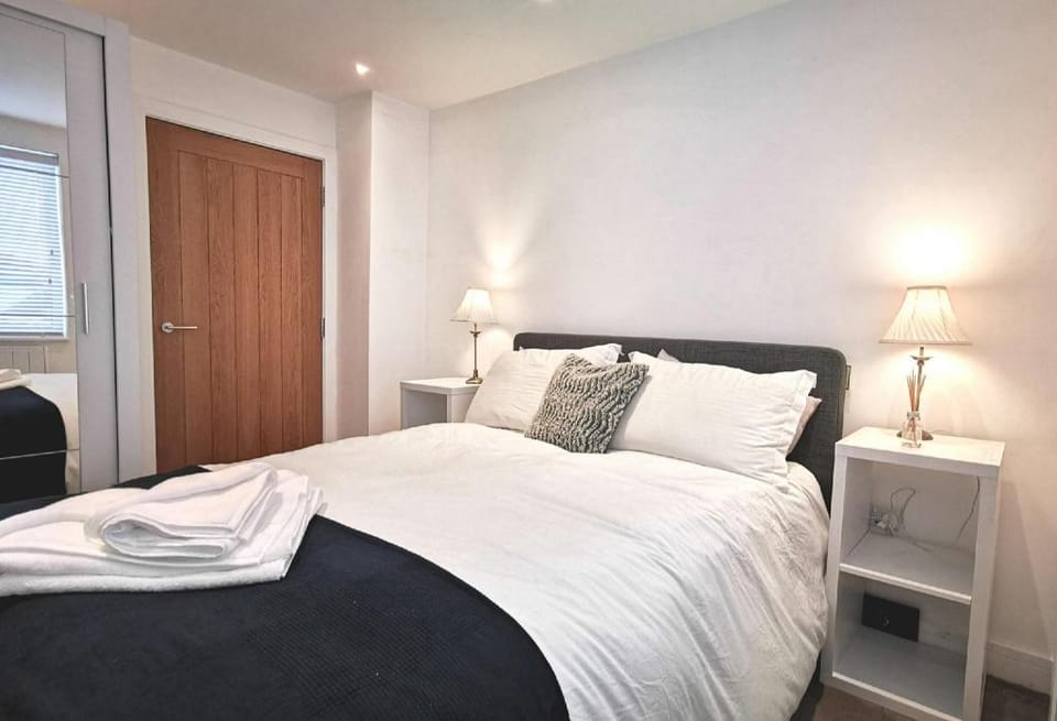 No.2 Horizon - Apartment in East Wittering Village Apartment in West Wittering