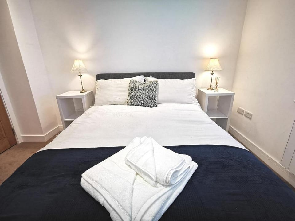 No.2 Horizon - Apartment in East Wittering Village Apartment in West Wittering