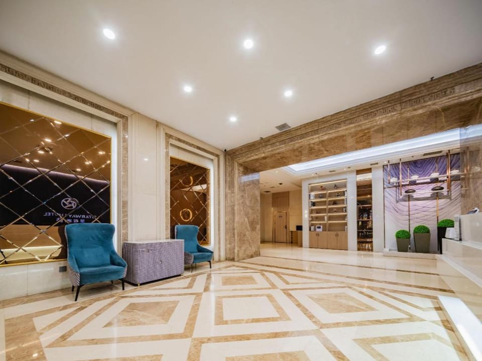 Starway Hotel Xi'an Economic Development Zone Mingguang Road Hotel in Xian