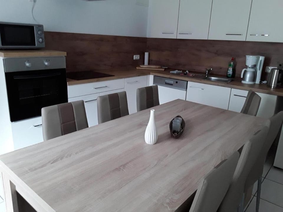 Pension Kaiser Bed and Breakfast in Saxony-Anhalt, Germany