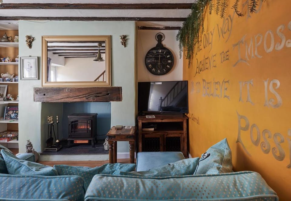 Violets Wonderland Cottage Vacation rental in Llandudno