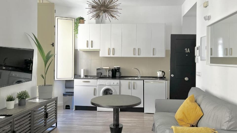 Suites La Merced Malaga365 Apartment in Malaga