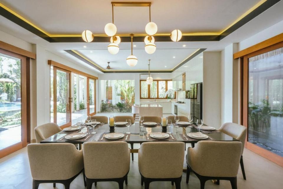 Villa Reillo Canggu Hotel in North Kuta