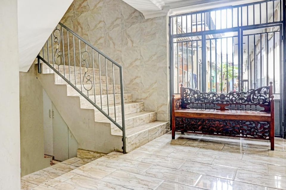 OYO 90634 Wisma Anisa Syariah Hotel in Jakarta