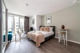 The Wandsworth Luxury Studio Apartment in City of Westminster