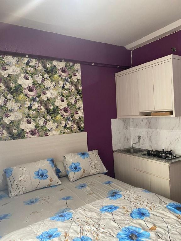 Luxury Studio, Apartemen Green Pramuka City Apartment in Jakarta