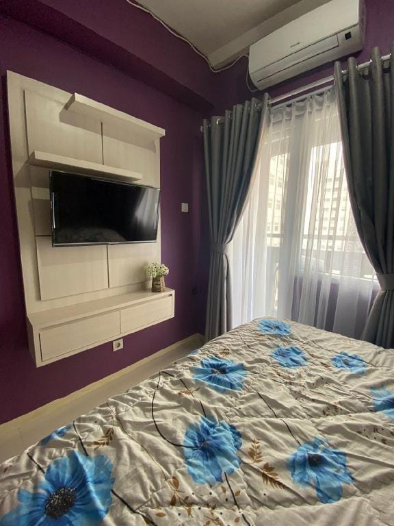 Luxury Studio, Apartemen Green Pramuka City Apartment in Jakarta