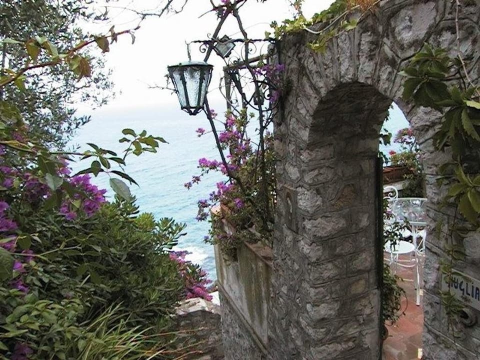 Villa Miracapri Apartment in Campania