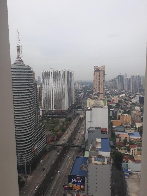Shekhinah Staycation  Apartment in Mandaluyong
