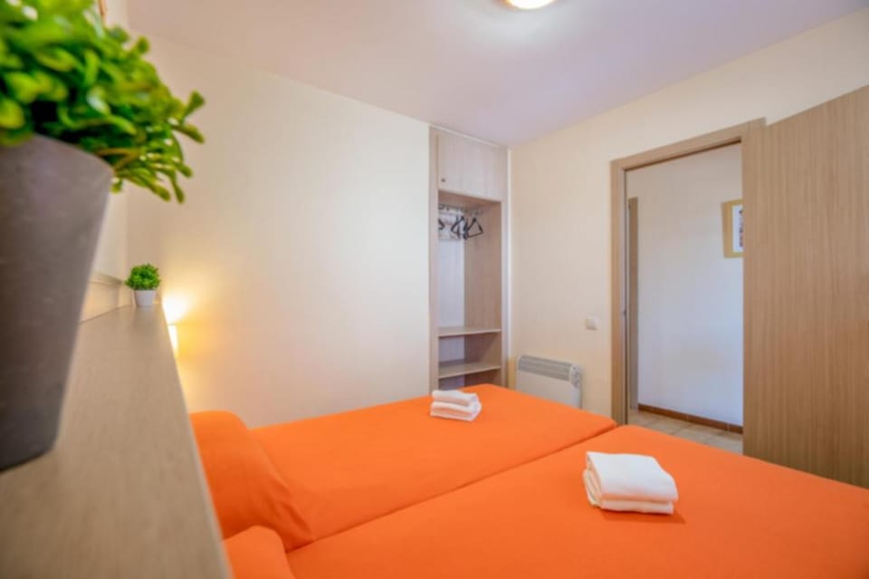 Rentalmar Azahar Apartment in Salou