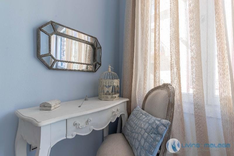 Majestic Granada Street Apartment in Malaga