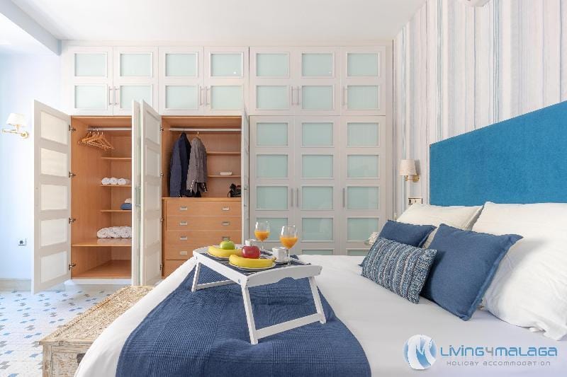 Majestic Granada Street Apartment in Malaga