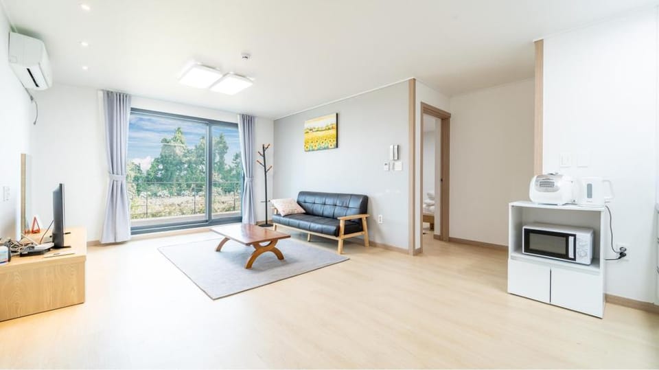 Jeju ChunJaNe Pension Bed and Breakfast in South Korea
